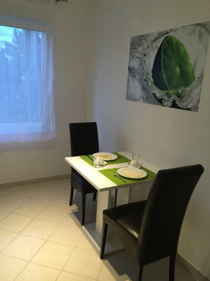 Apartmani Irena Jezevac Krk Island Exterior foto